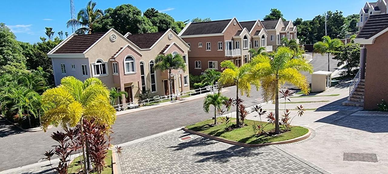 Komfort Getaway Villa At Countrymist Ocho Rios Exteriér fotografie